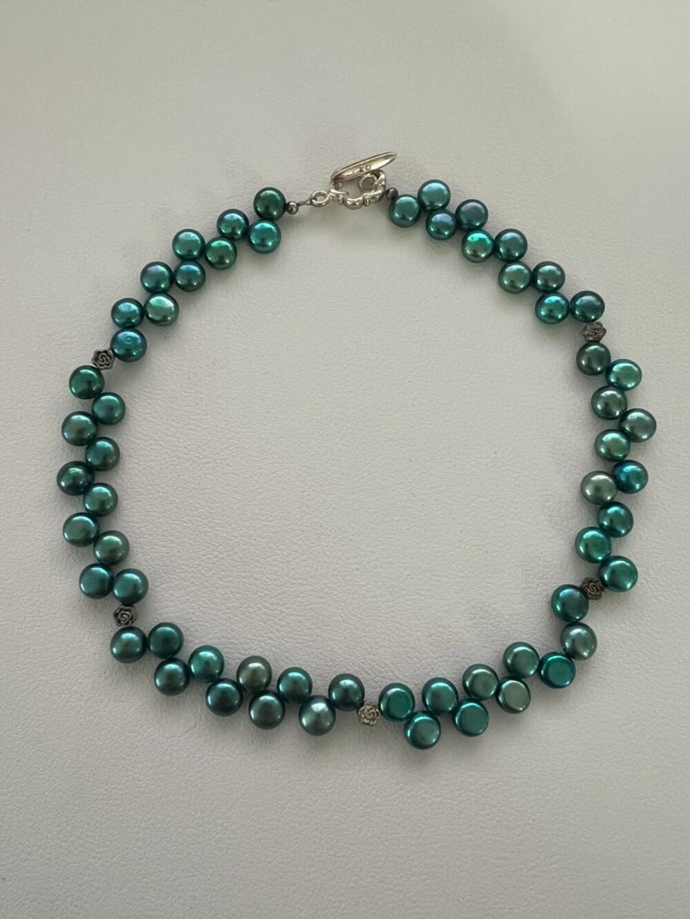 Vintage faux pearl necklace with toggle clasp